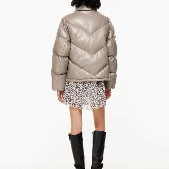 Aritzia Wilfred The Cloud Puff (s) Vegan Leather Puffer - Picture 5 of 11